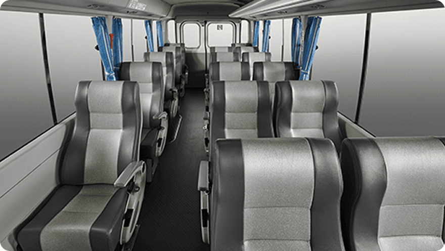 COASTER 車內空間